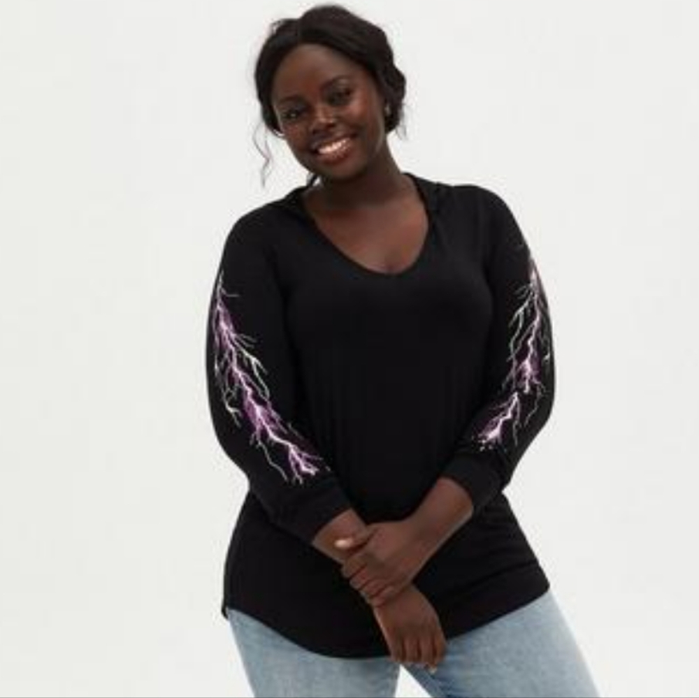 NEW Torrid Super Soft Lightning Bolt Sleeves Hoodie Size 3 3X NWT